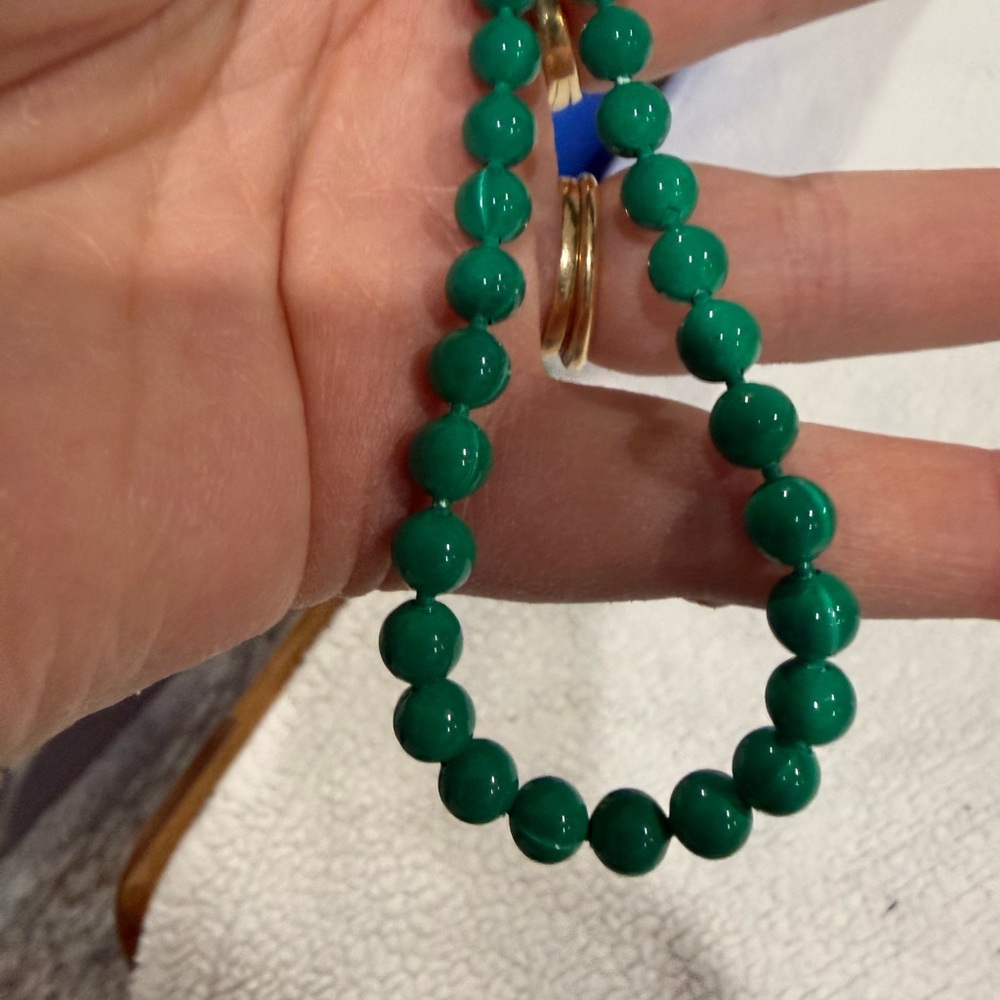 Vintage Jade Green Glass Bead  Necklace! 22”
